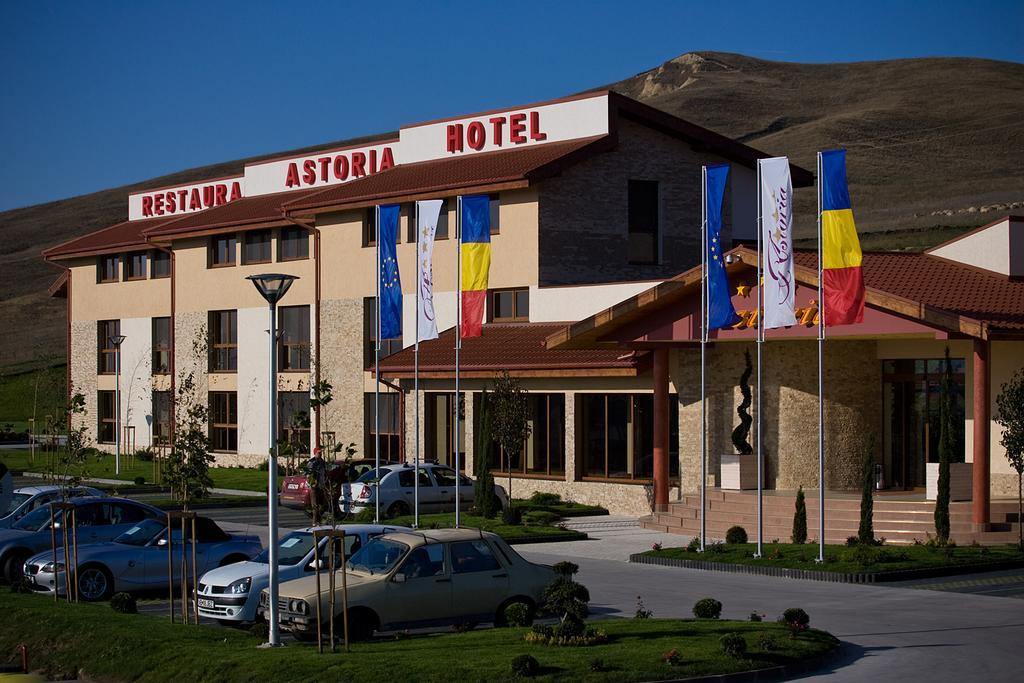 Hotel Astoria Alba Iulia Exterior foto