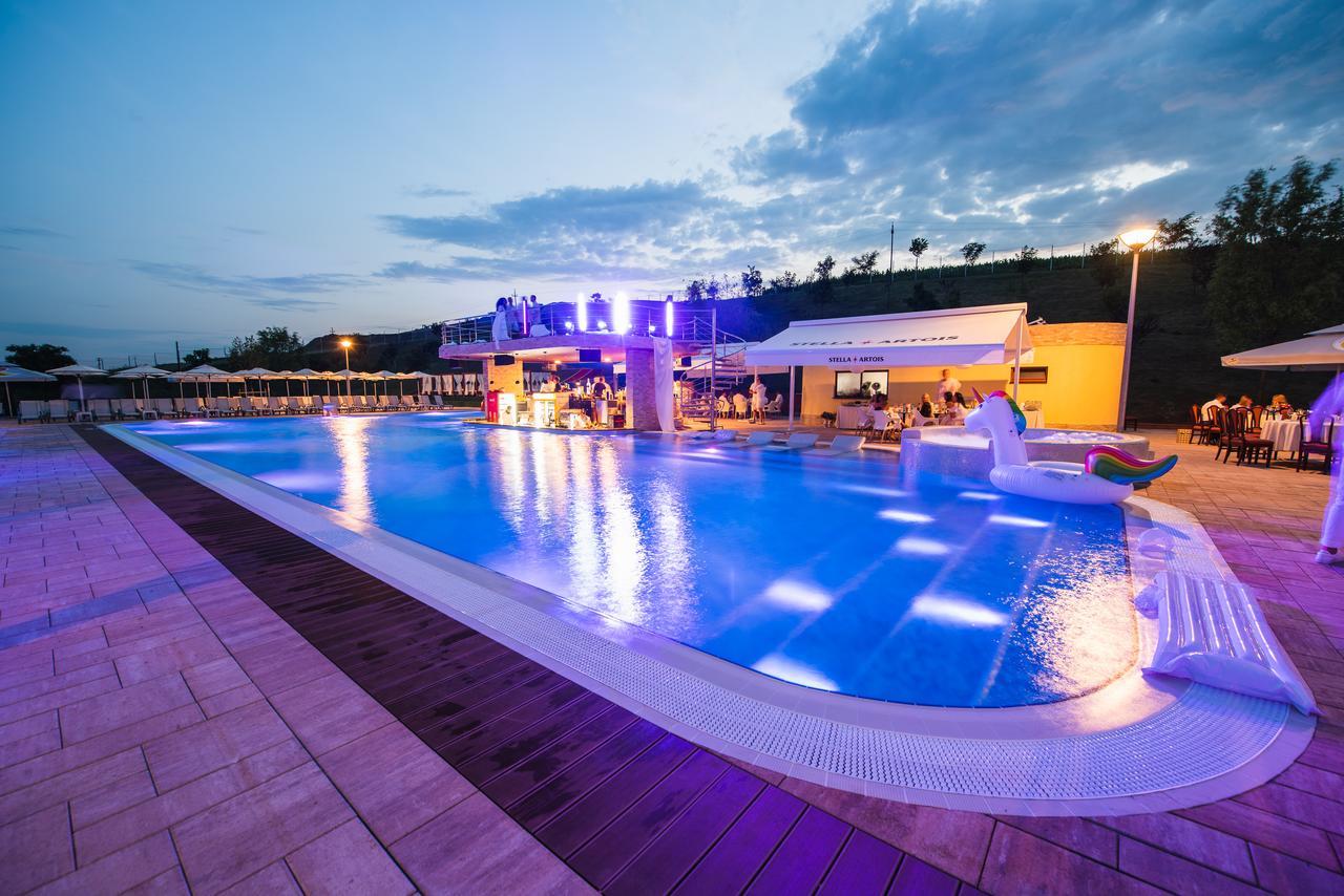 Hotel Astoria Alba Iulia Exterior foto