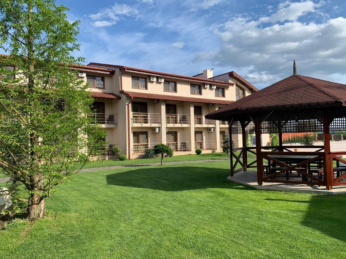 Hotel Astoria Alba Iulia Exterior foto